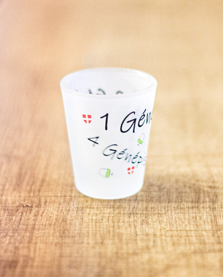 verres shooter gauche 1 GENEPI 2 GENEPIS VAS002